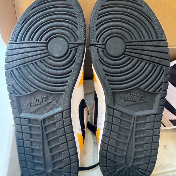 Nike Wms Air Jordan 1 Low “Laser Orange" Black and Yellow Sneakers - Size 8.5 - Picture 7 of 8